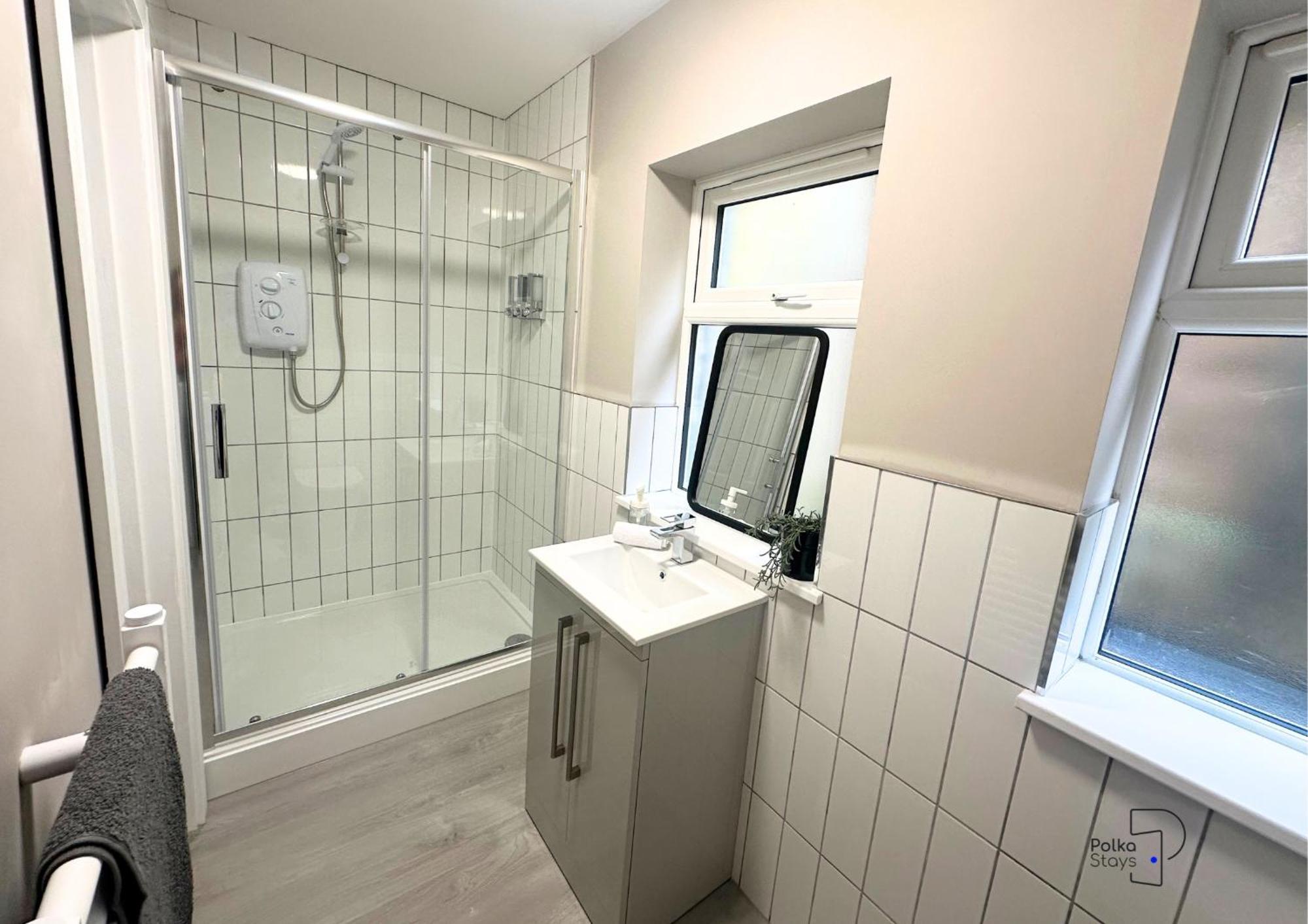 Hanley, Stoke - Modern Spacious Apartments By Polkastays ภายนอก รูปภาพ