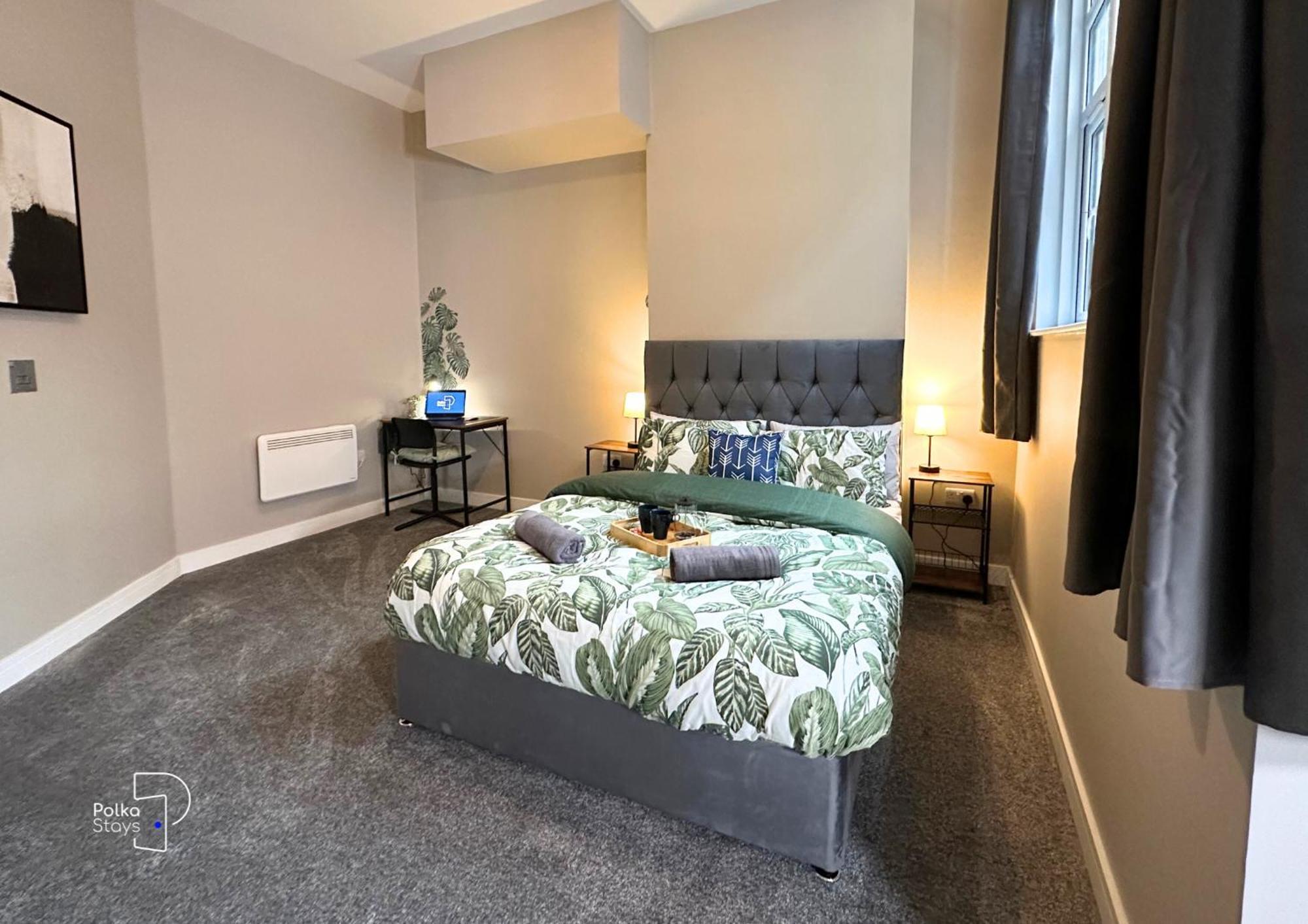Hanley, Stoke - Modern Spacious Apartments By Polkastays ภายนอก รูปภาพ