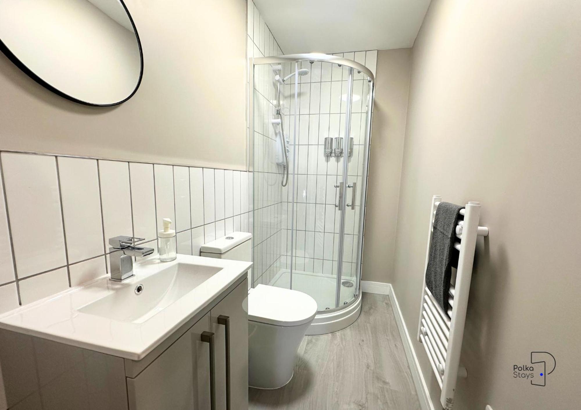 Hanley, Stoke - Modern Spacious Apartments By Polkastays ภายนอก รูปภาพ
