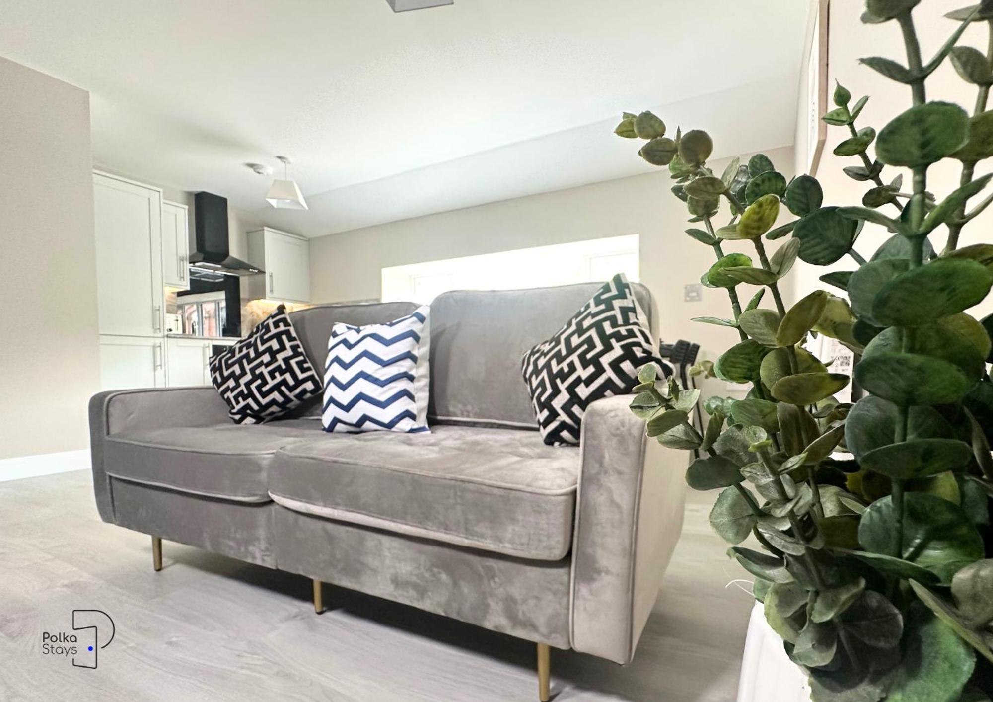 Hanley, Stoke - Modern Spacious Apartments By Polkastays ภายนอก รูปภาพ
