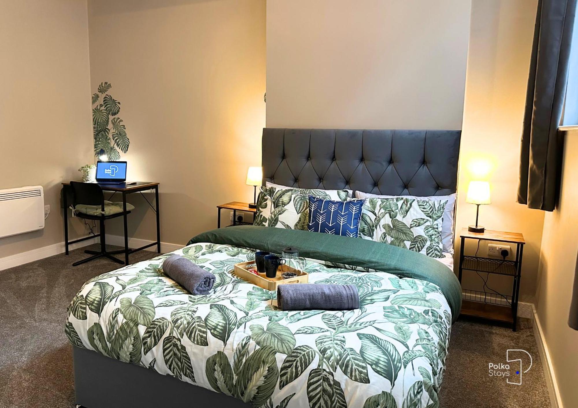 Hanley, Stoke - Modern Spacious Apartments By Polkastays ภายนอก รูปภาพ