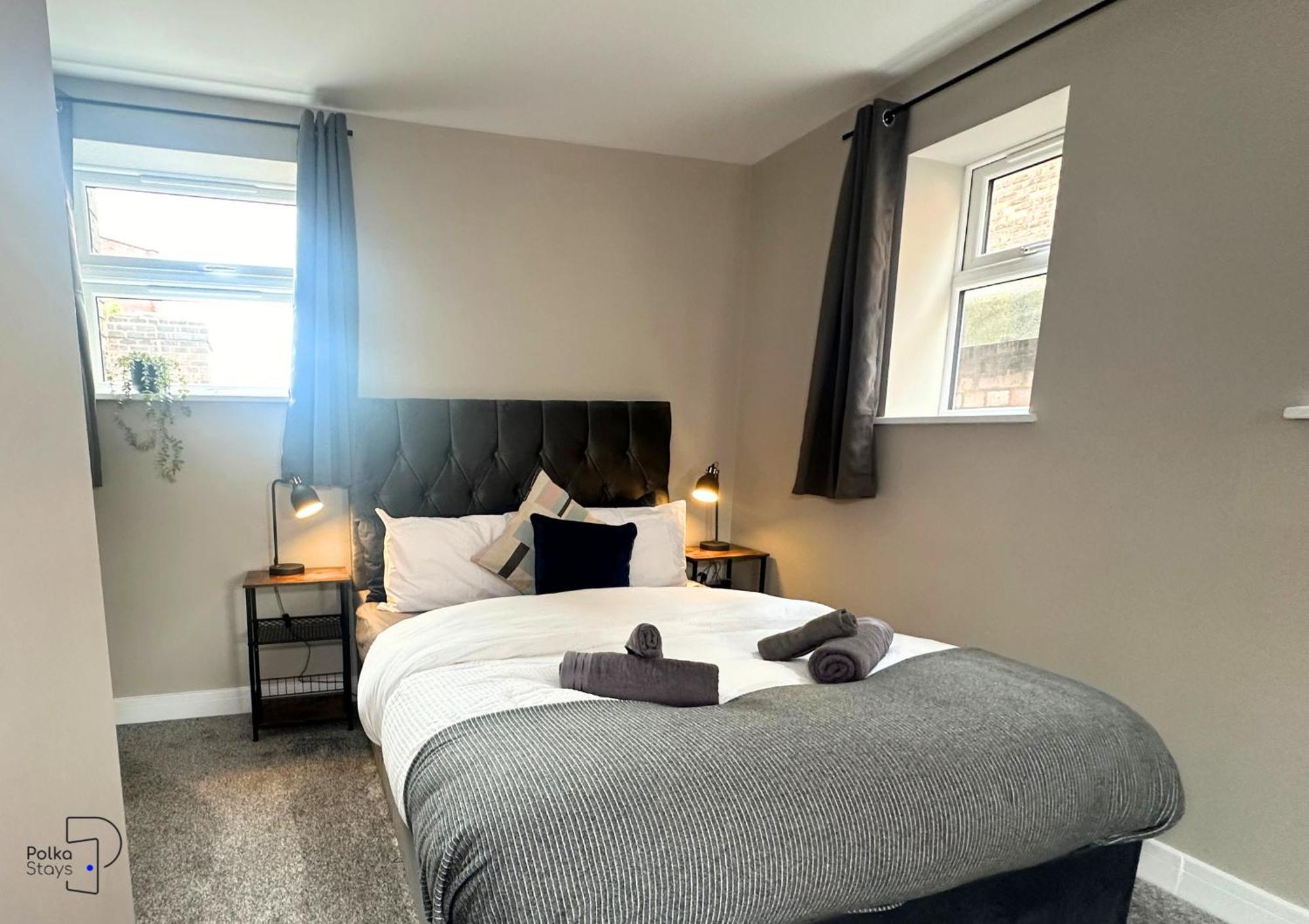 Hanley, Stoke - Modern Spacious Apartments By Polkastays ภายนอก รูปภาพ