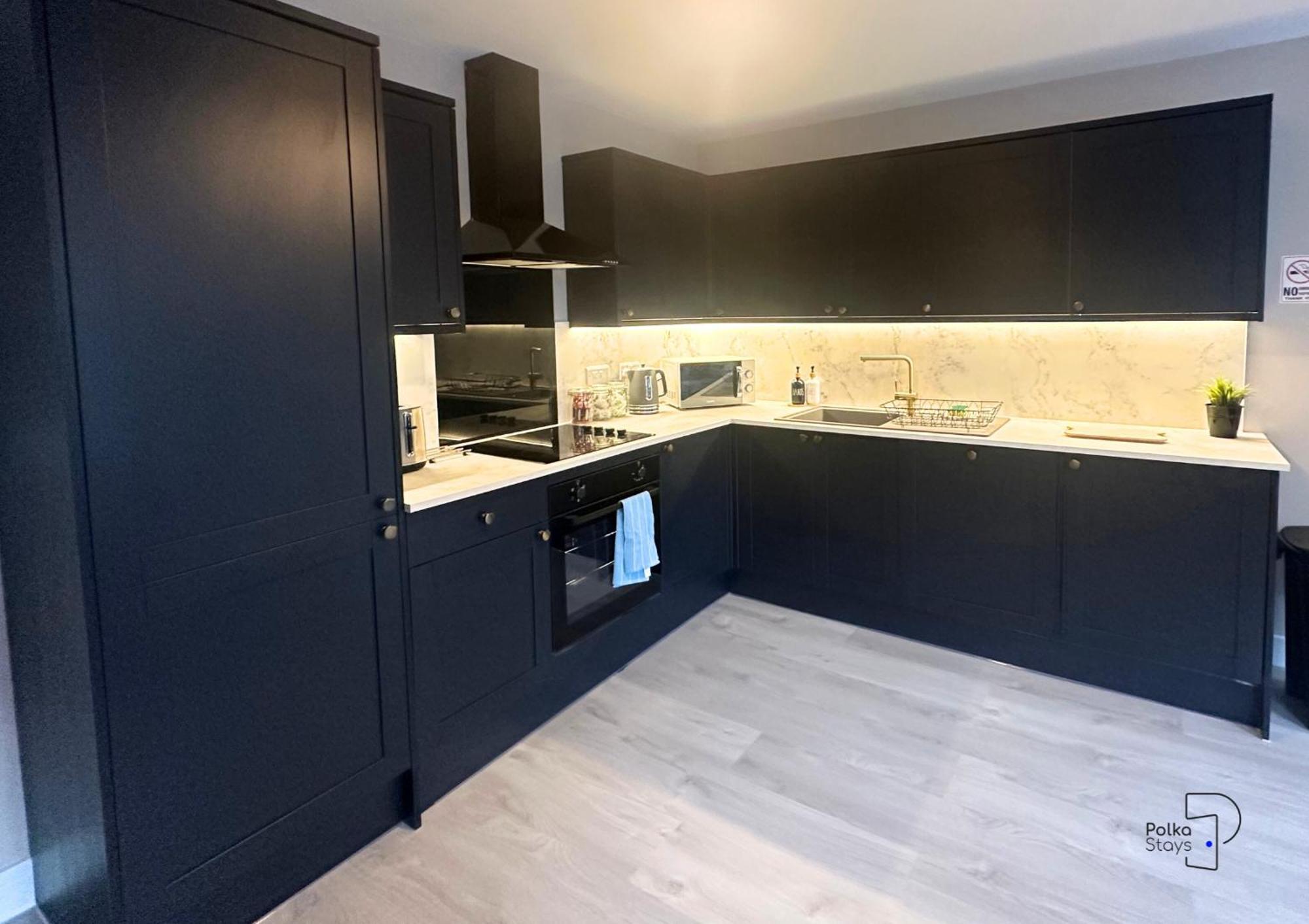 Hanley, Stoke - Modern Spacious Apartments By Polkastays ภายนอก รูปภาพ